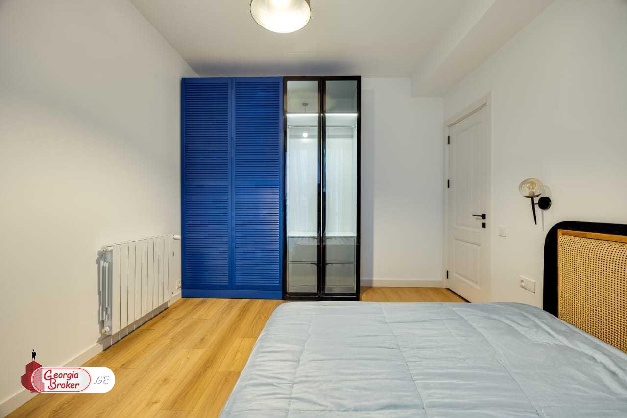 nearly repaired 3-room apartment for sale