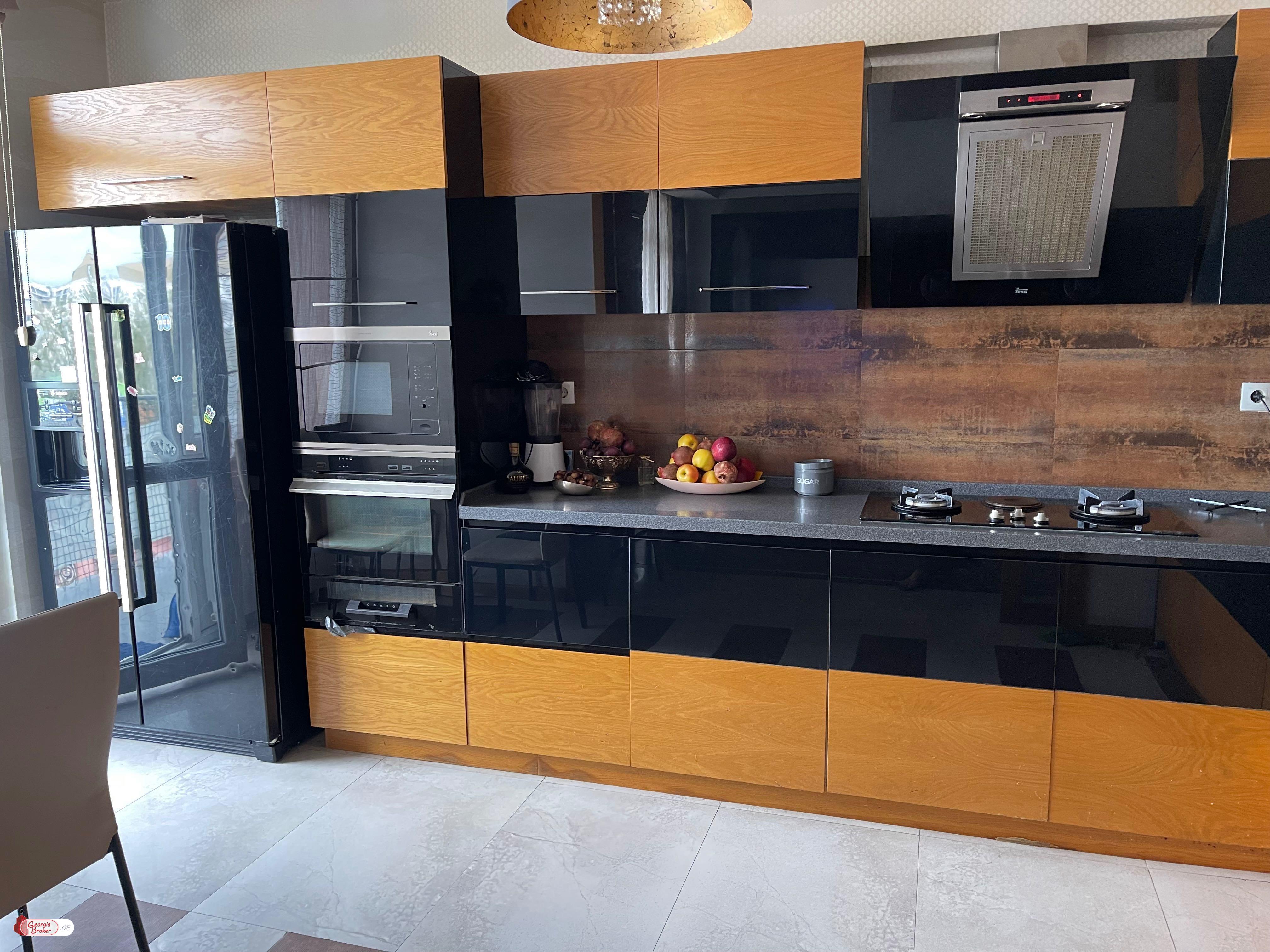 nearly repaired 4-room apartment for sale