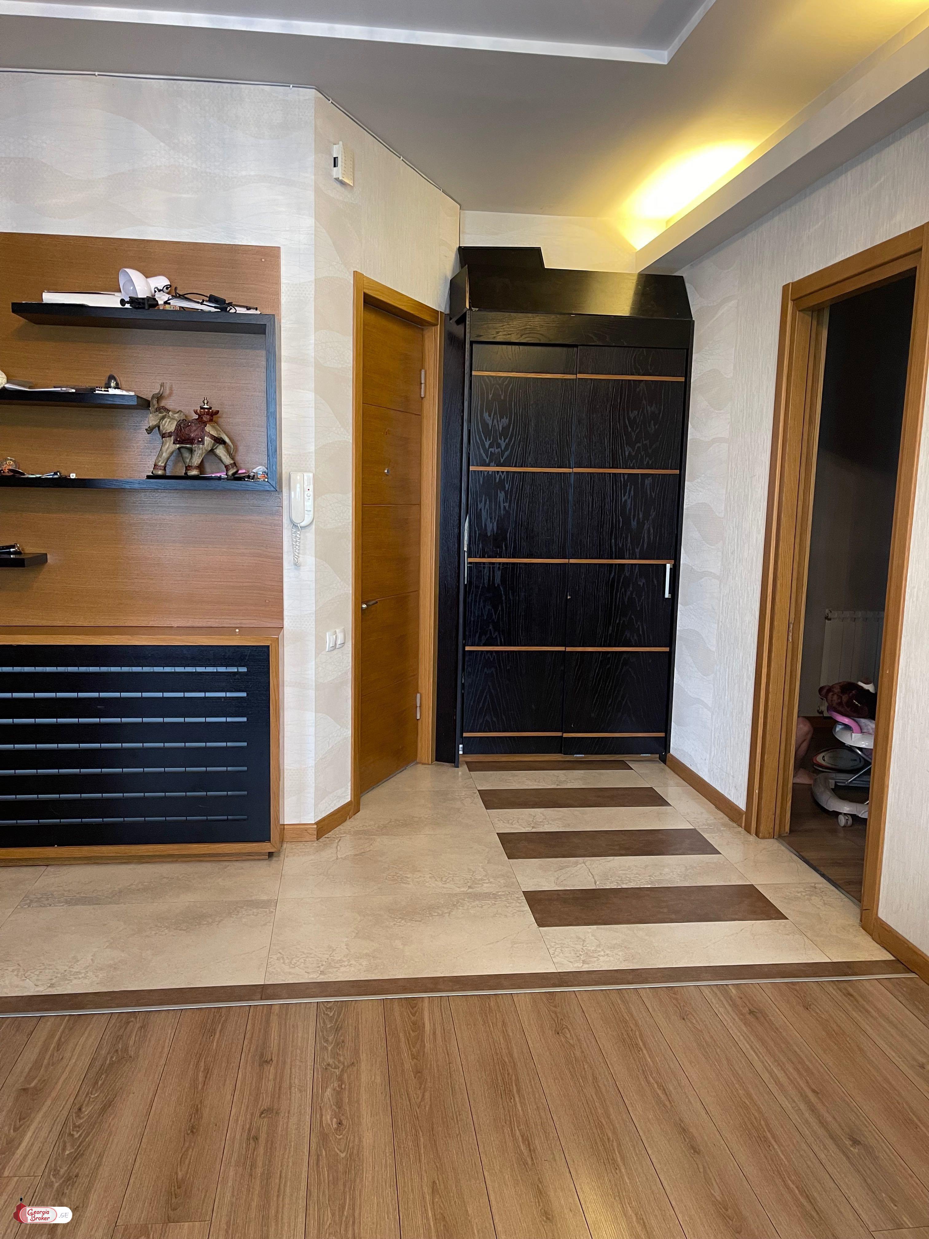 nearly repaired 4-room apartment for sale