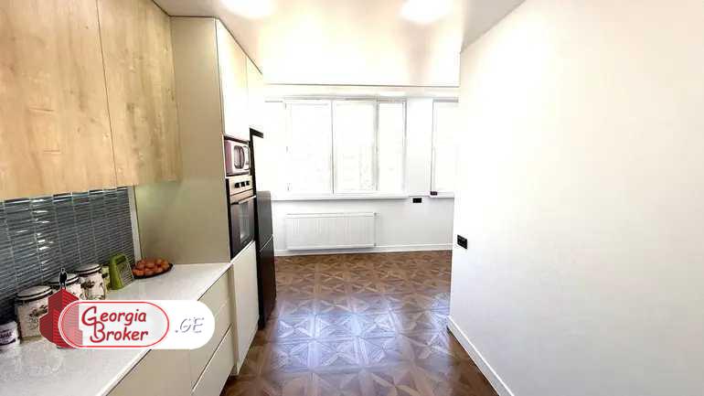 nearly repaired 4-room apartment for sale