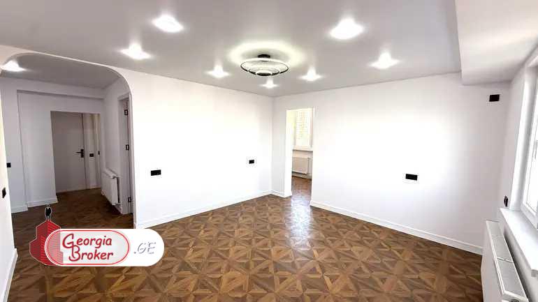 nearly repaired 4-room apartment for sale