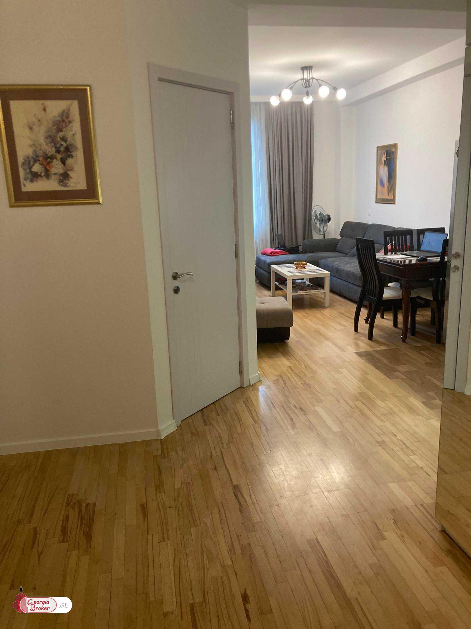 nearly repaired 3-room apartment for sale