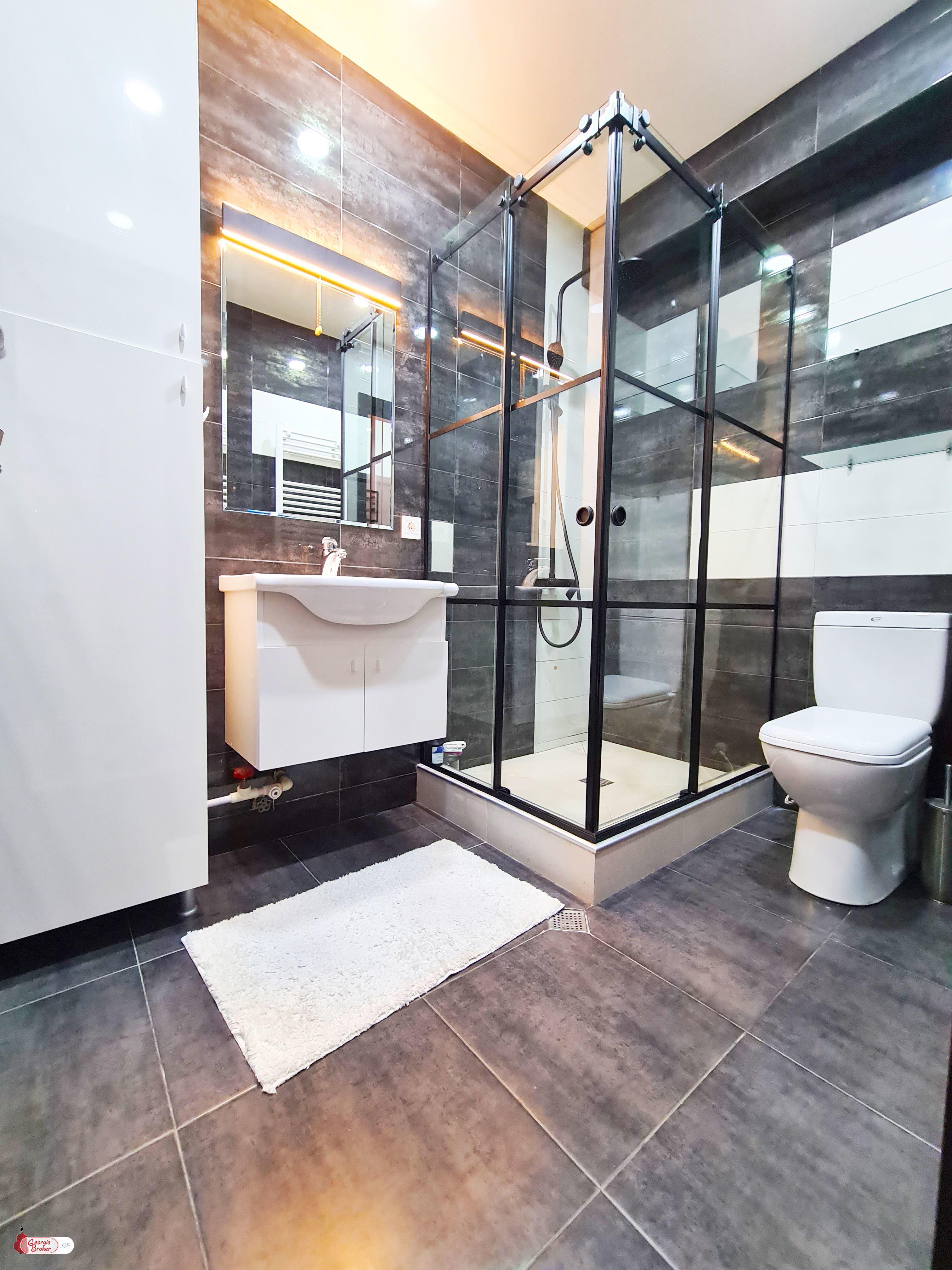 nearly repaired 4-room apartment for sale