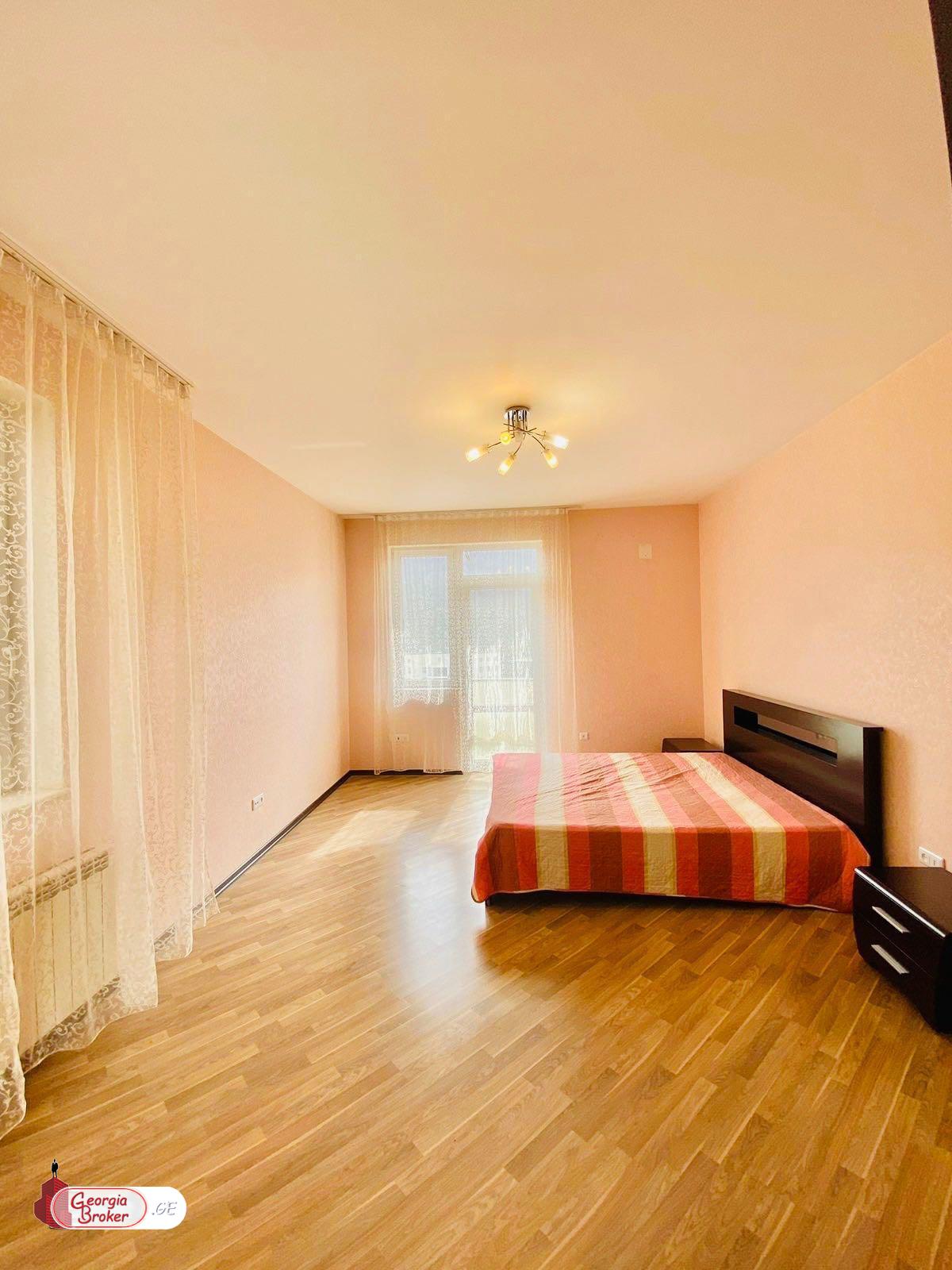 nearly repaired 5-room apartment for sale