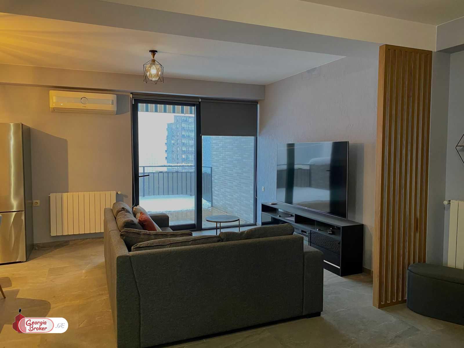 იყიდება ახალი გარემონტებული 3 ოთახიანი ბინა