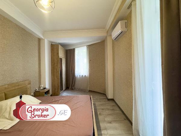 იყიდება ახალი გარემონტებული 3 ოთახიანი ბინა