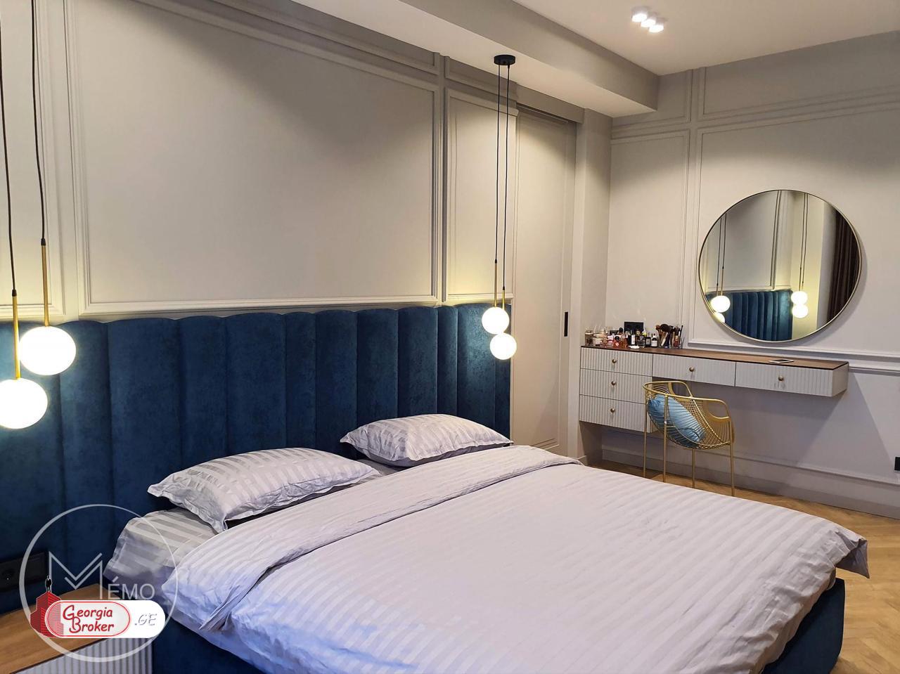 продается квартира с новым ремонтом 3-комнаты