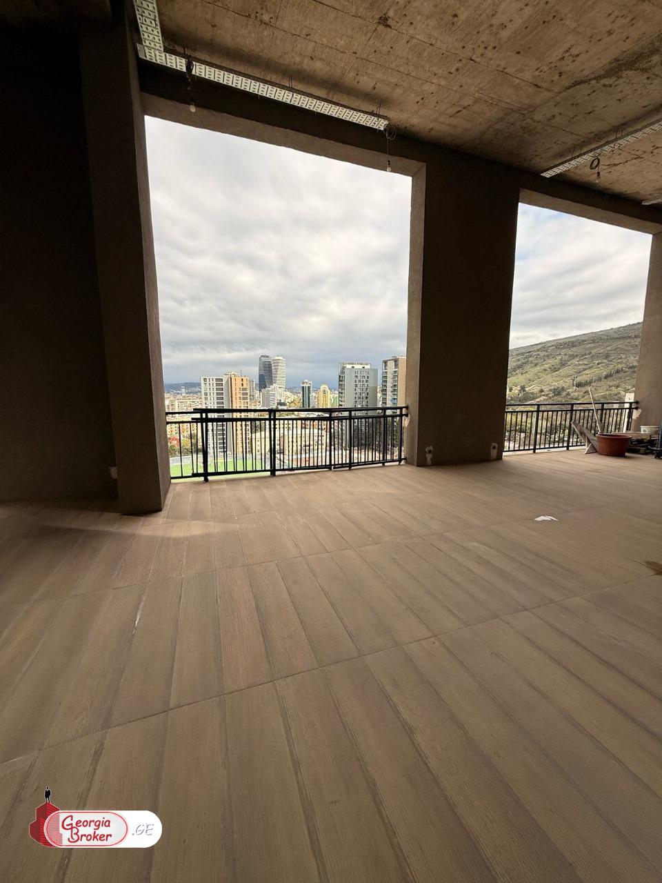 იყიდება ახალი გარემონტებული საოფისე ფართი