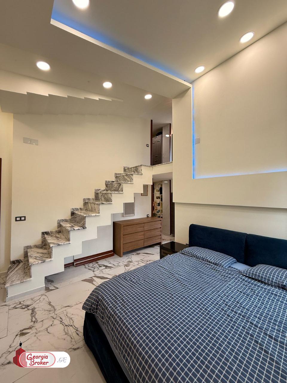 იყიდება ახალი გარემონტებული საოფისე ფართი