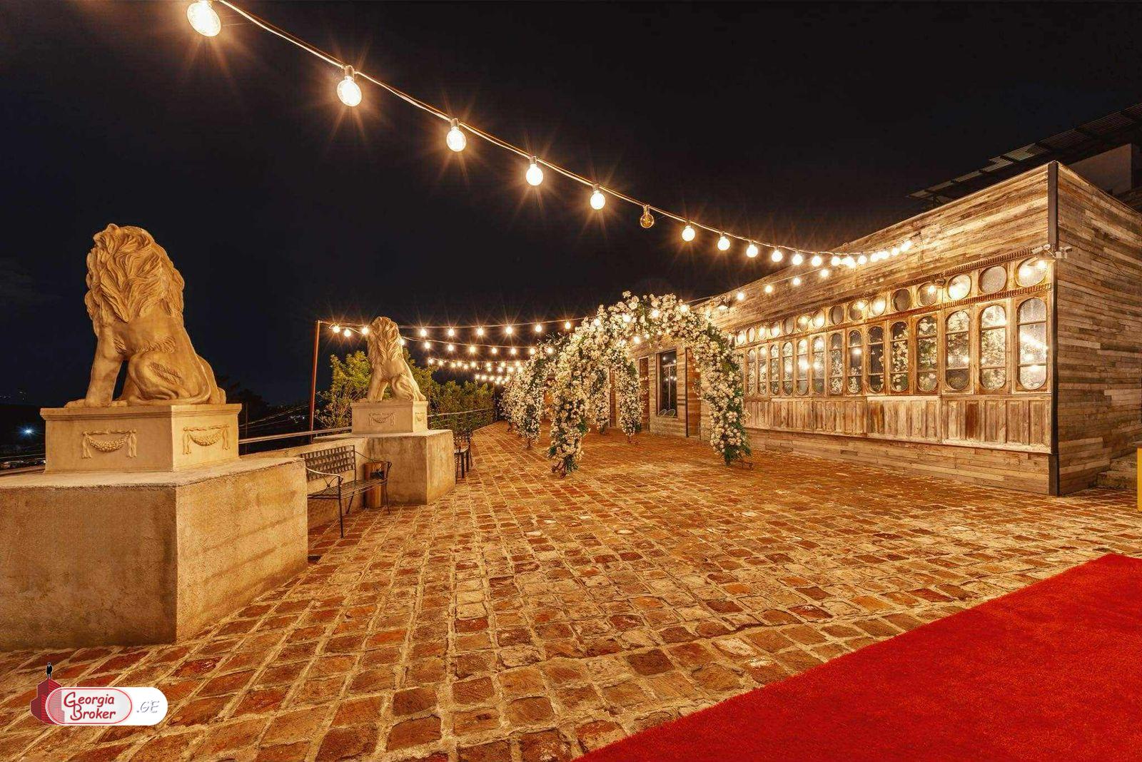 იყიდება ახალი გარემონტებული კვების ობიექტი