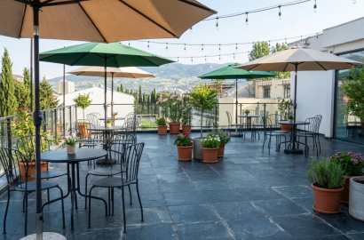 ქირავდება ახალი გარემონტებული საოფისე ფართი