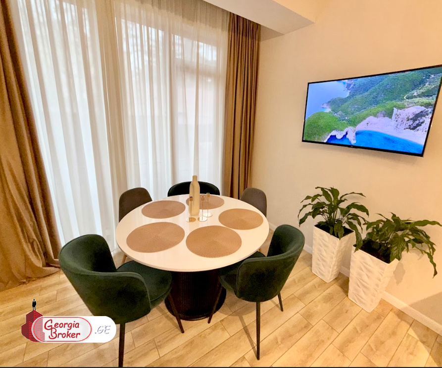 იყიდება ახალი გარემონტებული 4 ოთახიანი ბინა