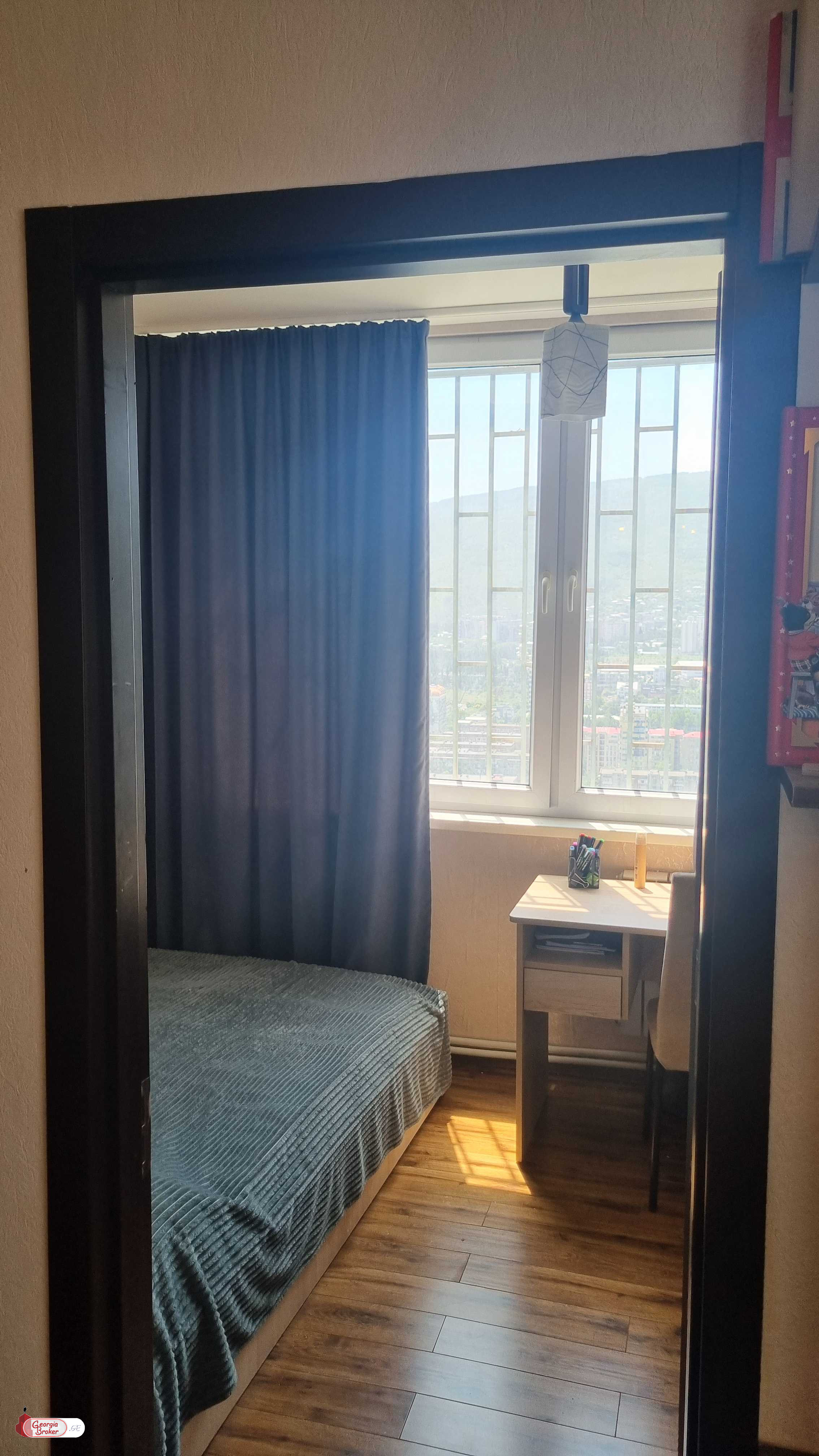 nearly repaired 3-room apartment for sale