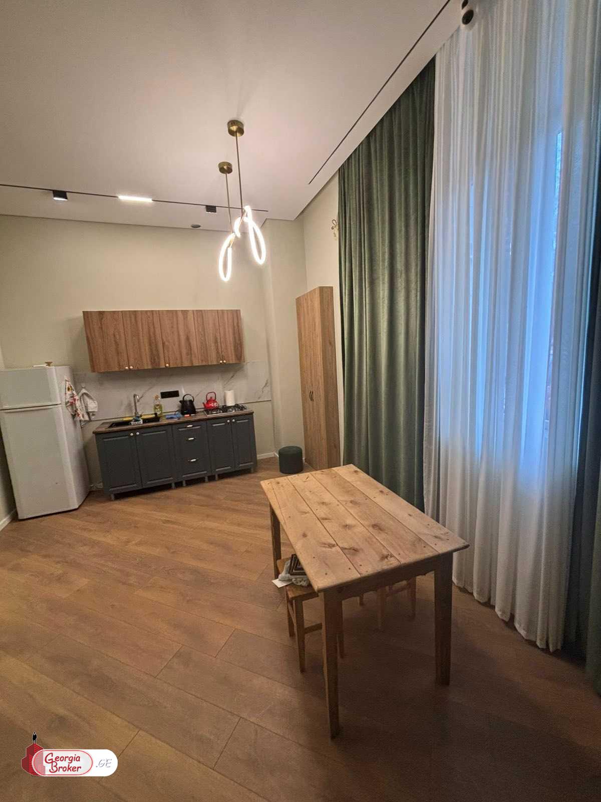 nearly repaired 2-room apartment for sale