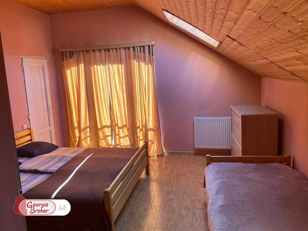 იყიდება ახალი გარემონტებული 3 ოთახიანი სახლი