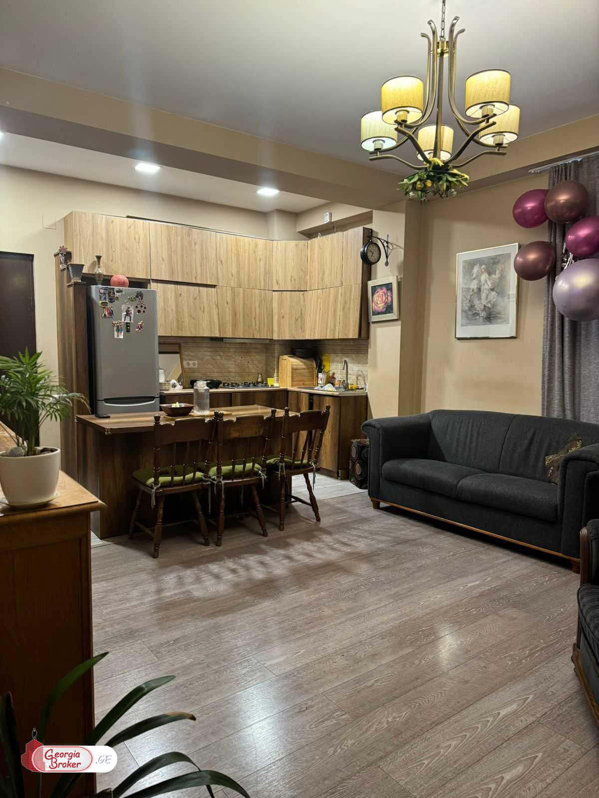 nearly repaired 3-room apartment for sale