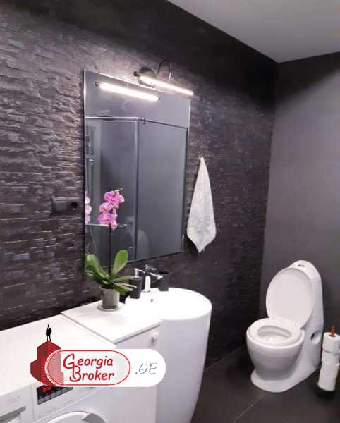 продается квартира с новым ремонтом 3-комнаты