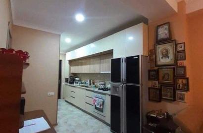 იყიდება ახალი გარემონტებული 3 ოთახიანი ბინა