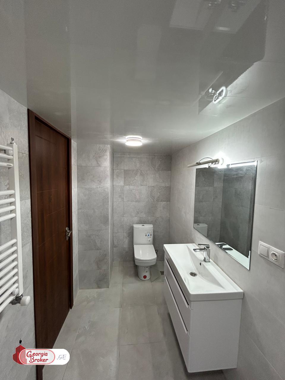 იყიდება ახალი გარემონტებული საოფისე ფართი