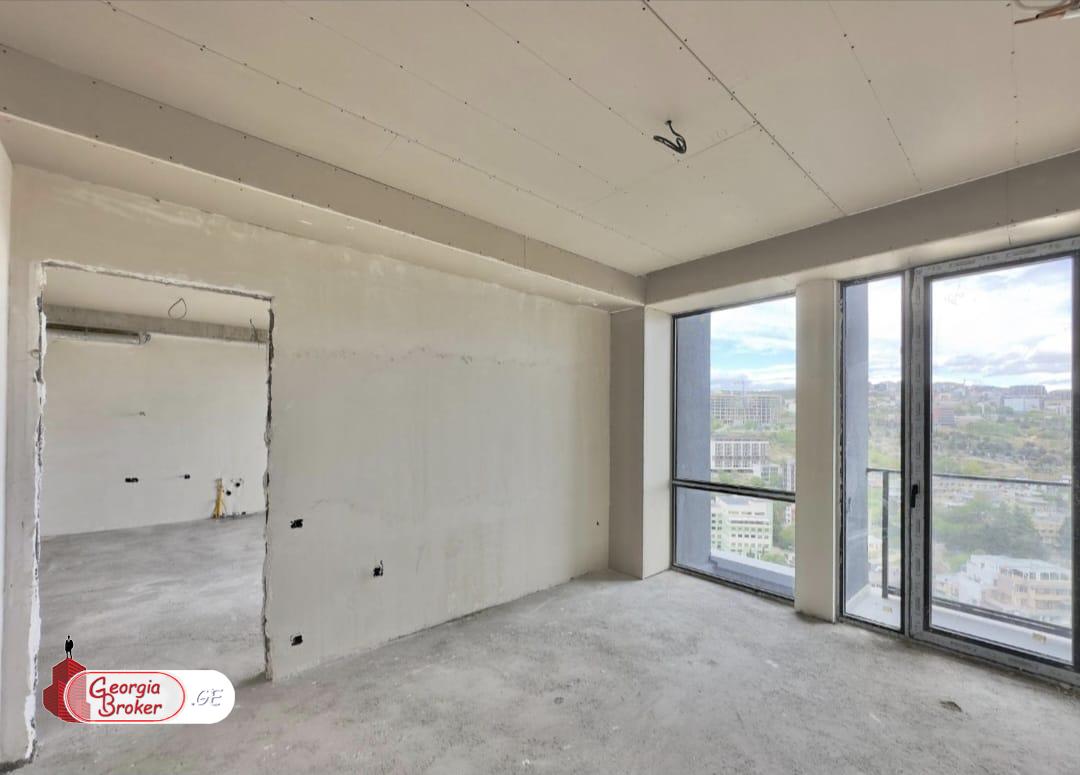 nearly repaired 3-room apartment for sale