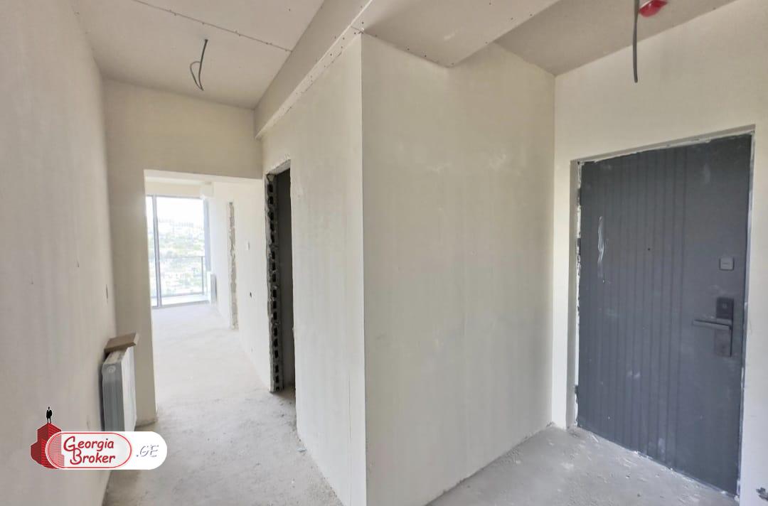 nearly repaired 3-room apartment for sale