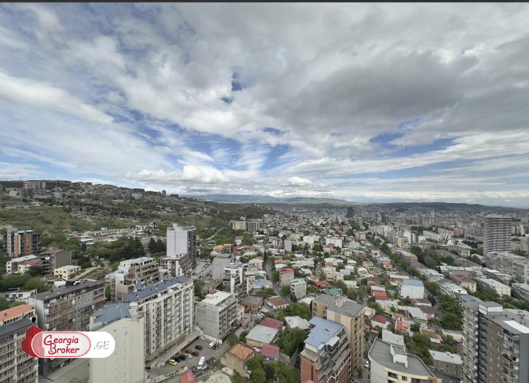 nearly repaired 3-room apartment for sale