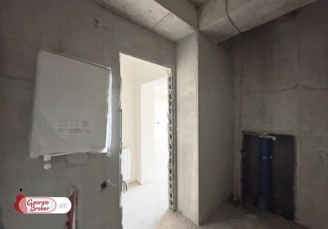 nearly repaired 3-room apartment for sale