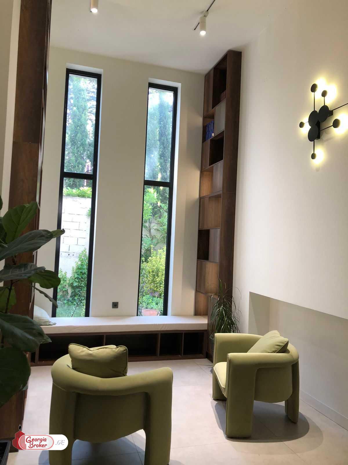 nearly repaired 8-room house for sale