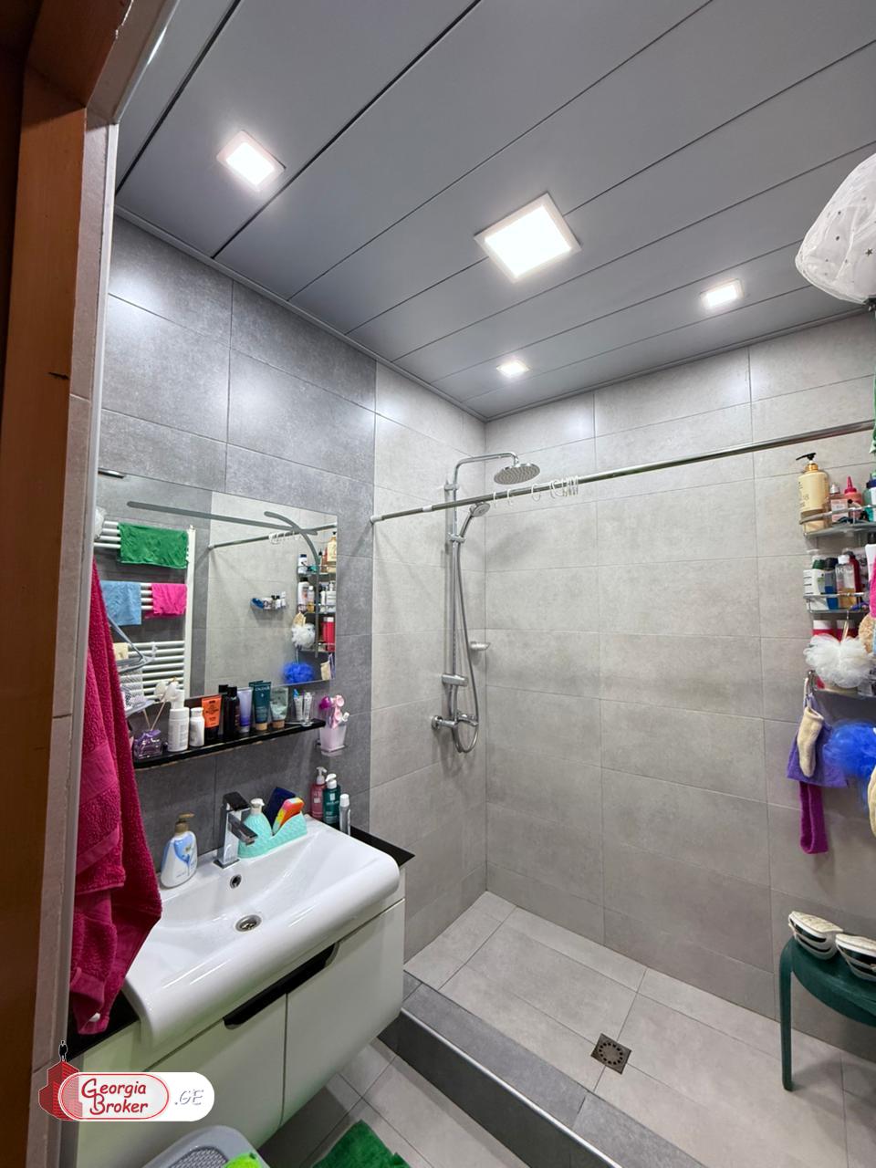 nearly repaired 4-room apartment for sale