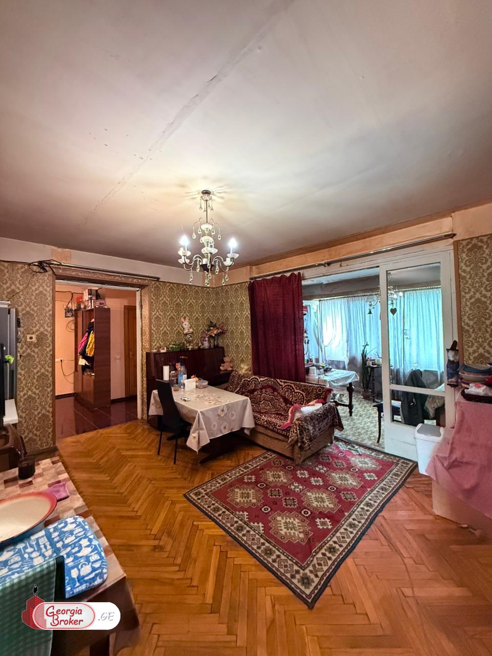 nearly repaired 4-room apartment for sale