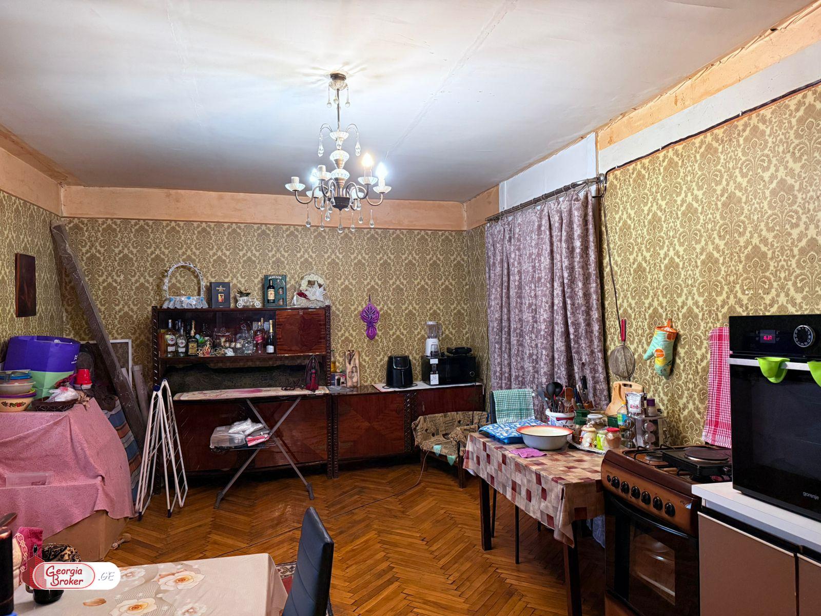 nearly repaired 4-room apartment for sale