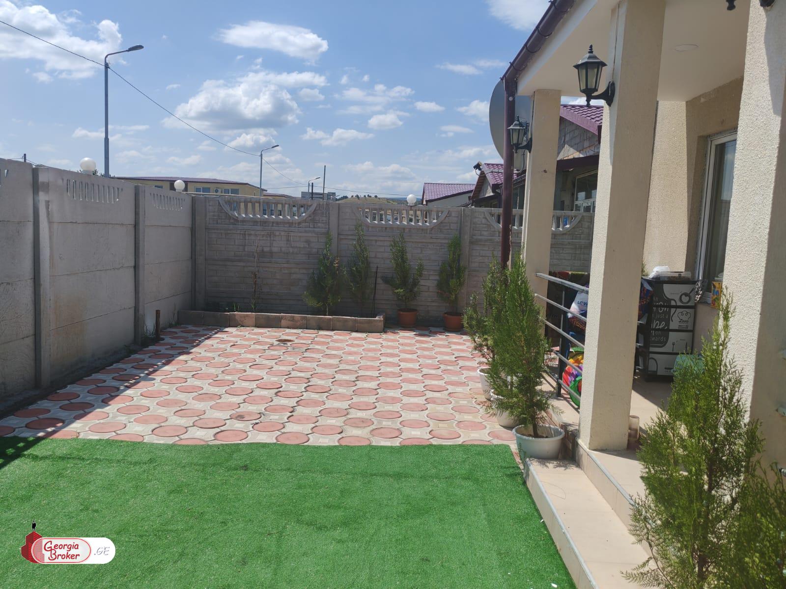 nearly repaired 4-room house for sale