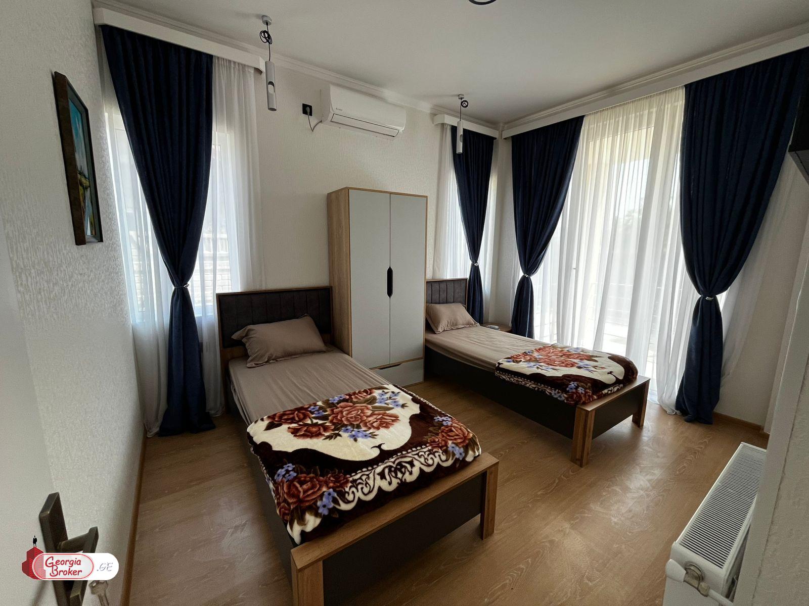 იყიდება ახალი გარემონტებული 4 ოთახიანი სახლი