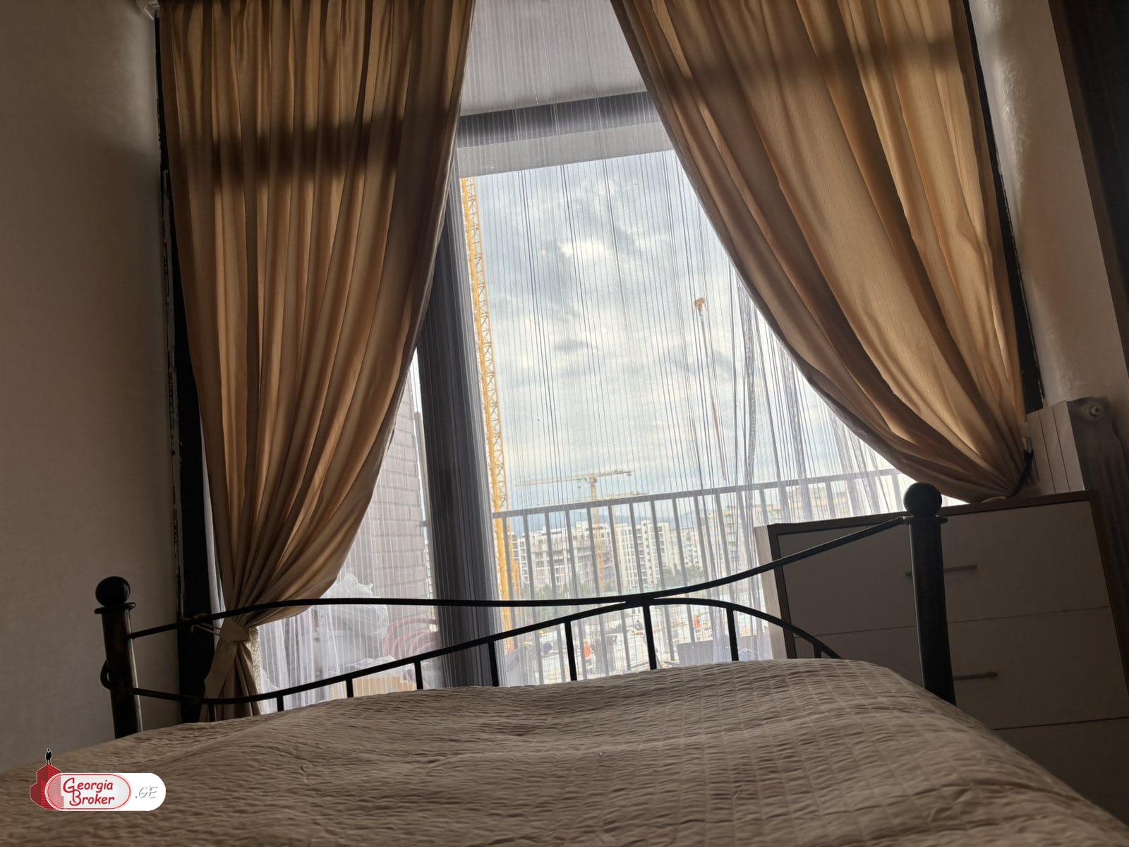 იყიდება ახალი გარემონტებული 3 ოთახიანი ბინა