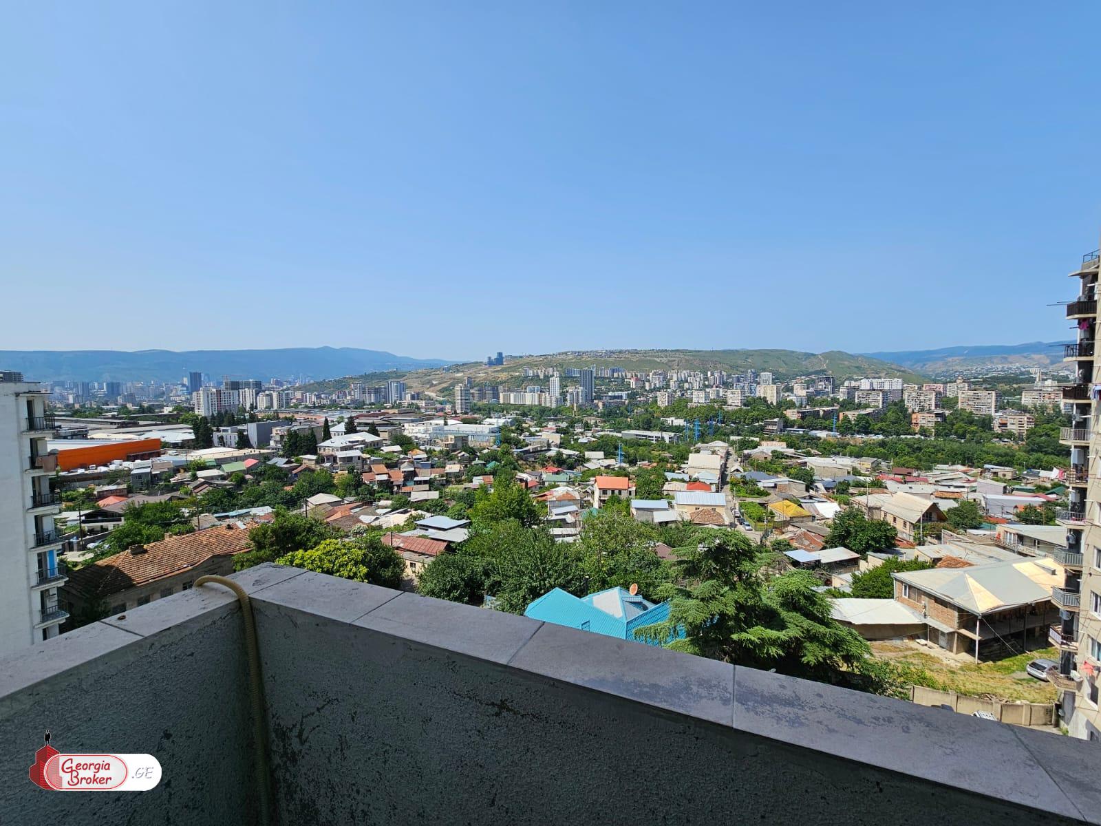 იყიდება ახალი გარემონტებული 3 ოთახიანი ბინა