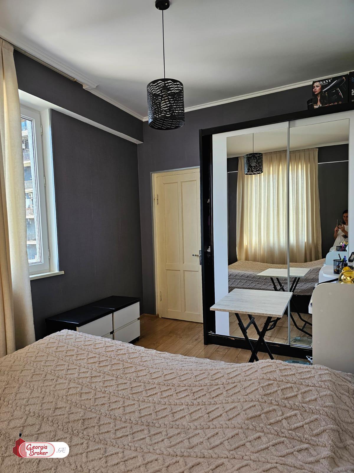 იყიდება ახალი გარემონტებული 3 ოთახიანი ბინა