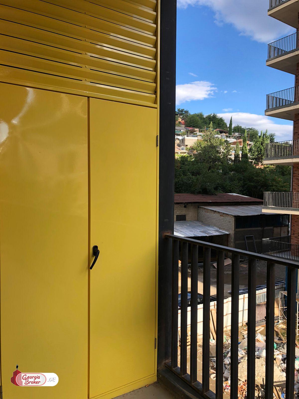 nearly repaired 2-room apartment for sale