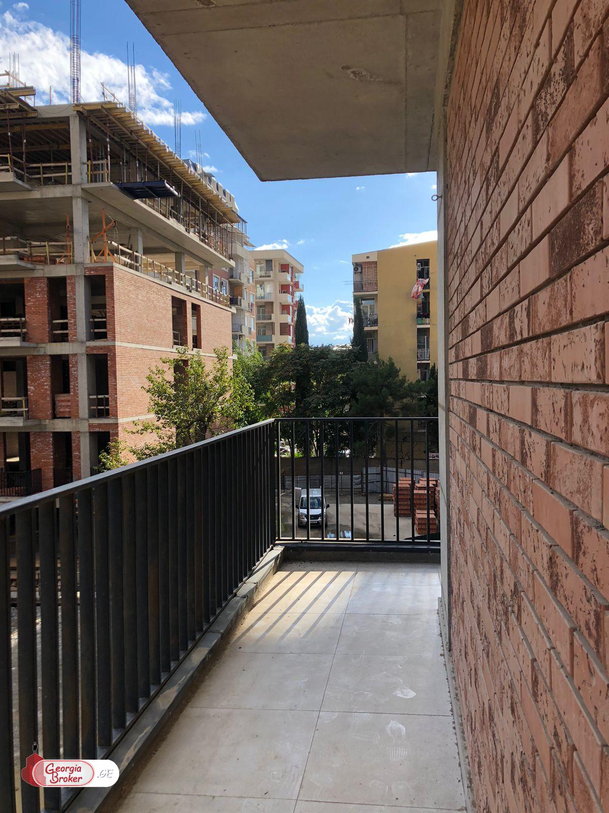 nearly repaired 2-room apartment for sale