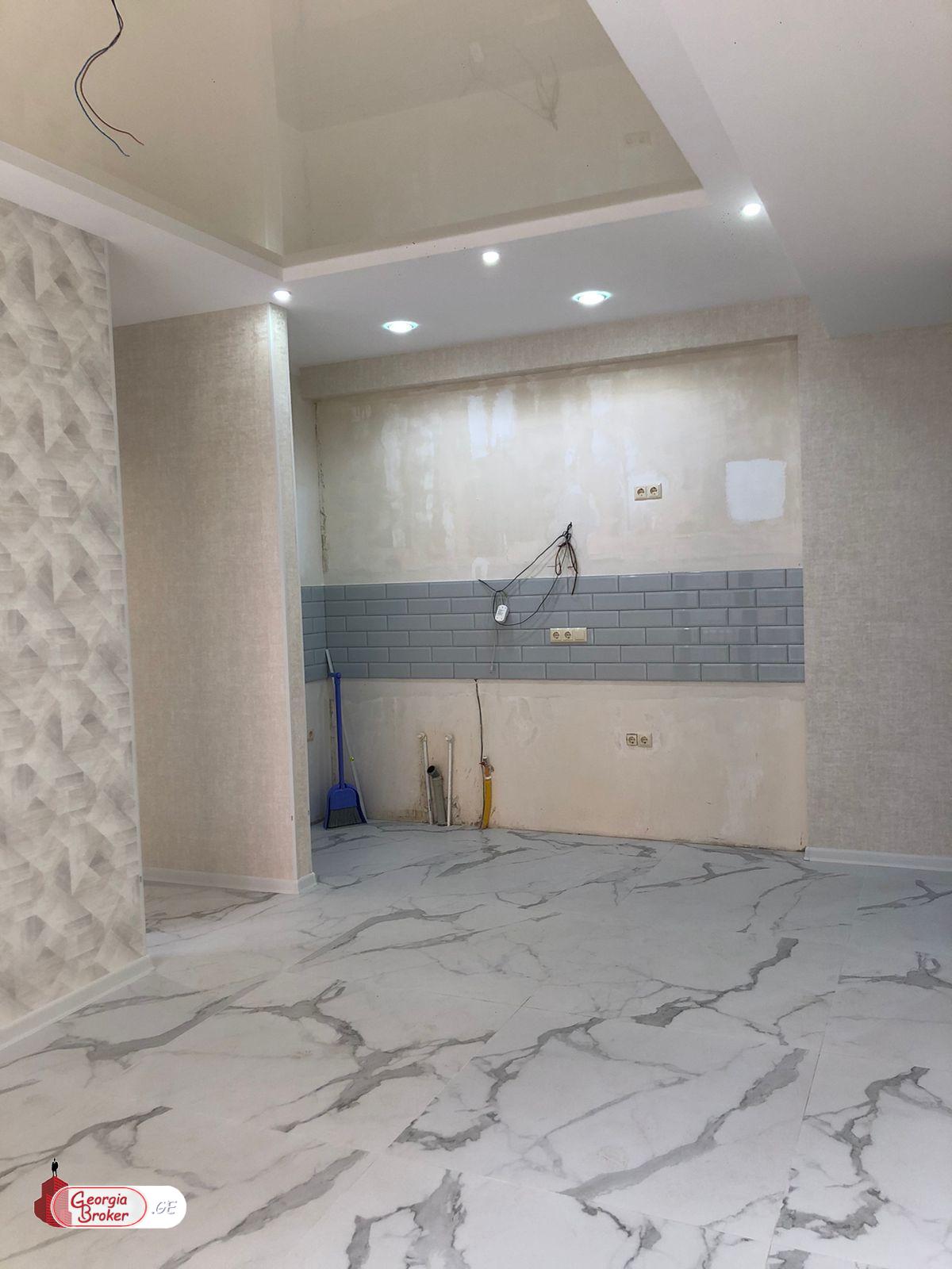 nearly repaired 2-room apartment for sale