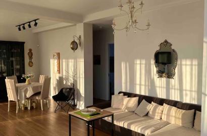 იყიდება ახალი გარემონტებული 5 ოთახიანი სახლი