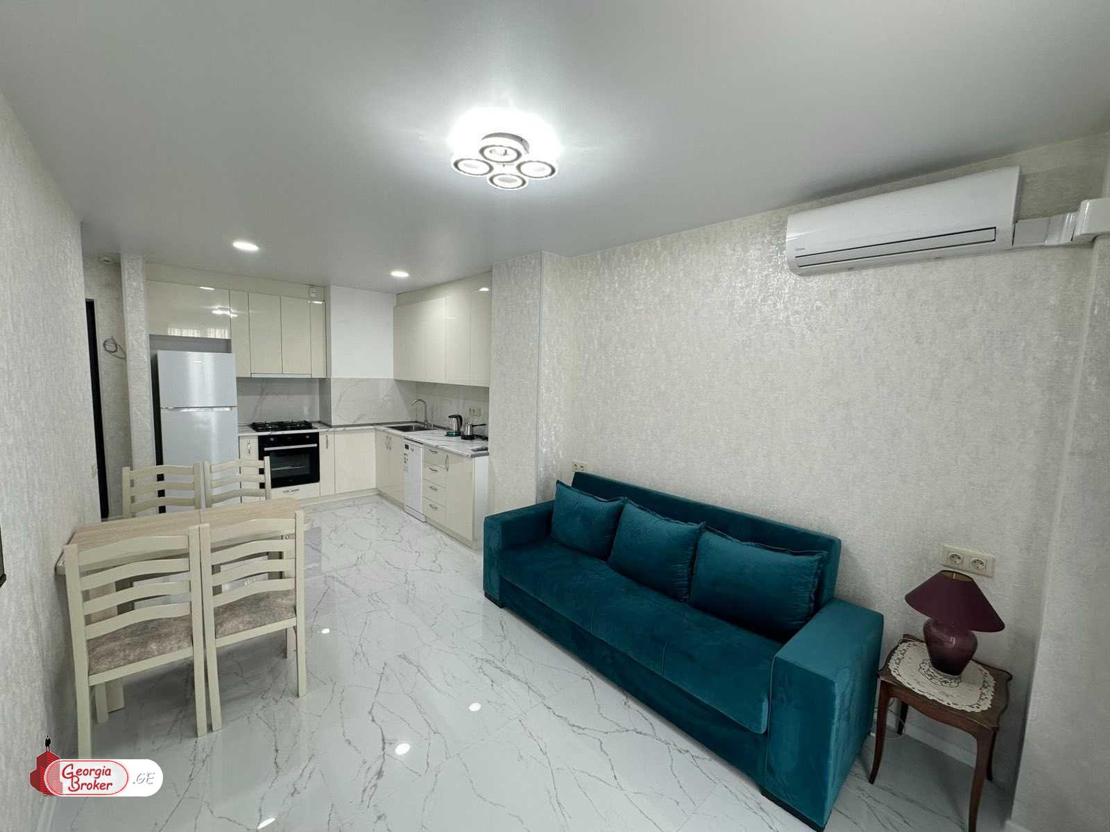 ქირავდება ახალი გარემონტებული 2 ოთახიანი ბინა