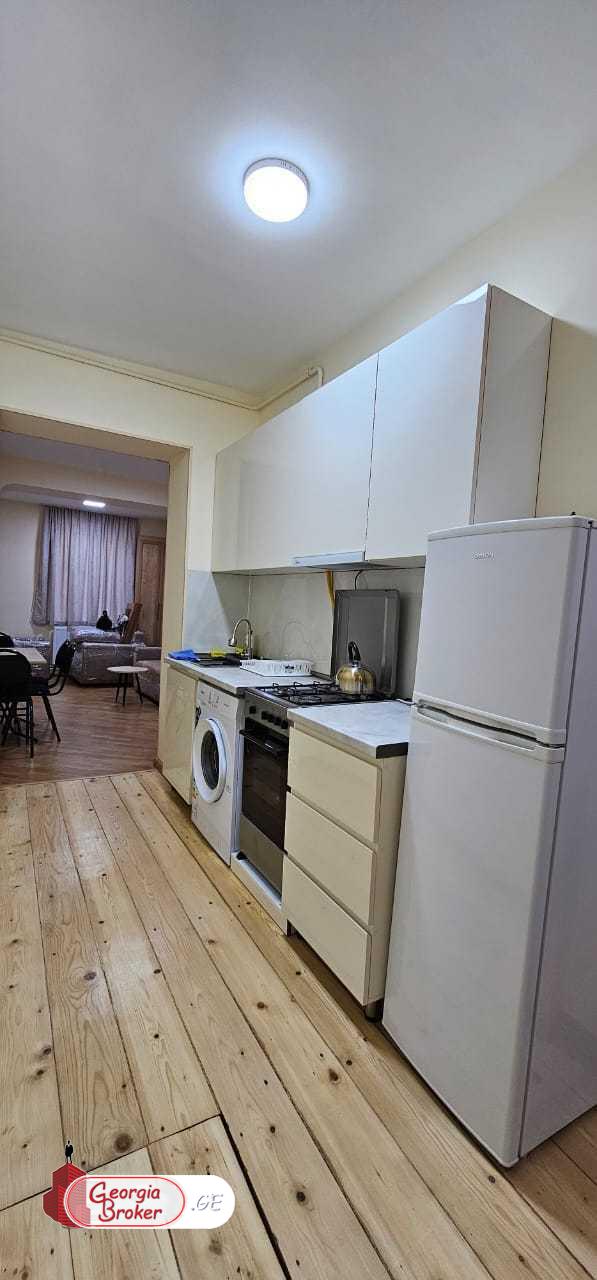 nearly repaired 3-room apartment for sale