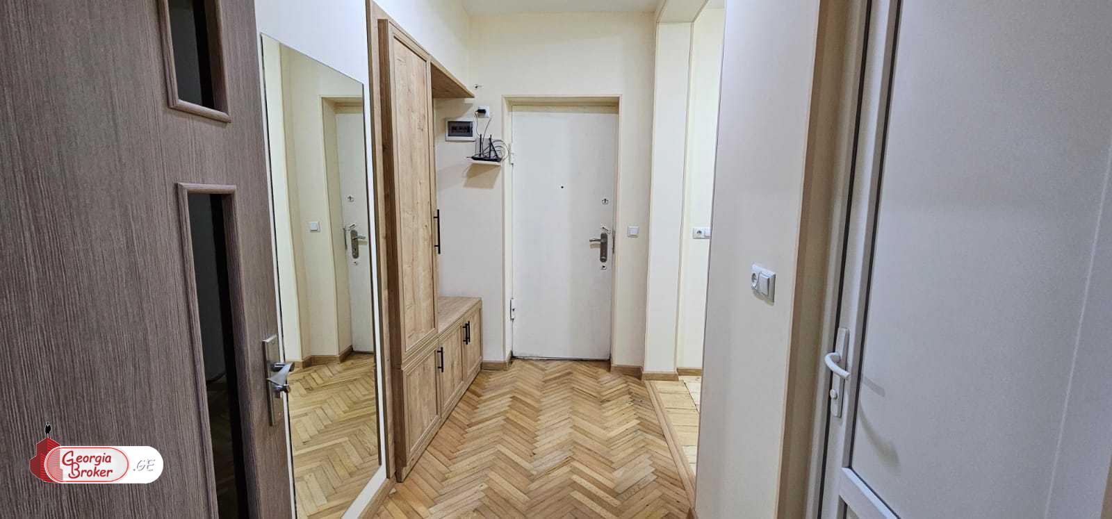 nearly repaired 3-room apartment for sale