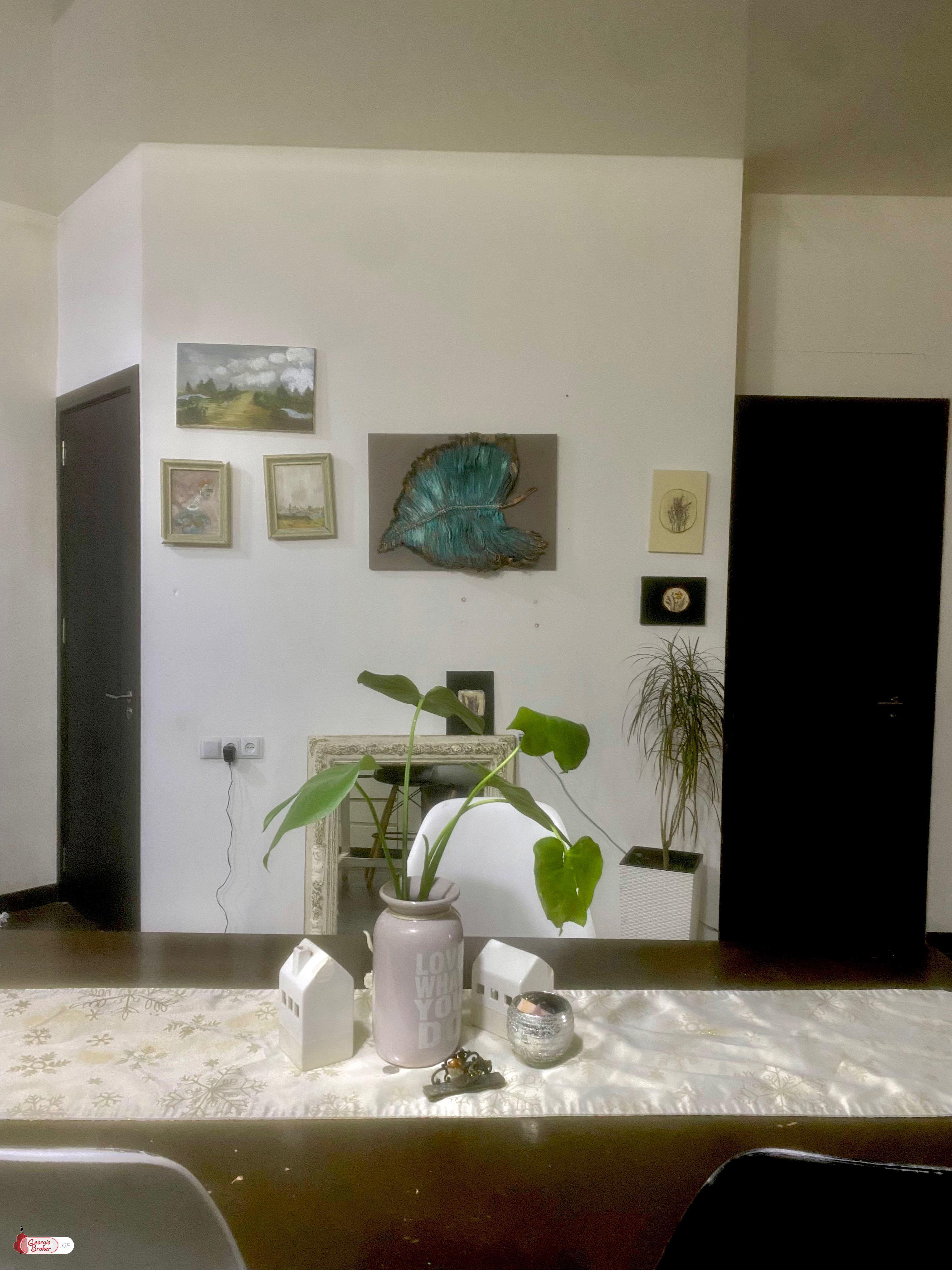 იყიდება ახალი გარემონტებული 3 ოთახიანი ბინა