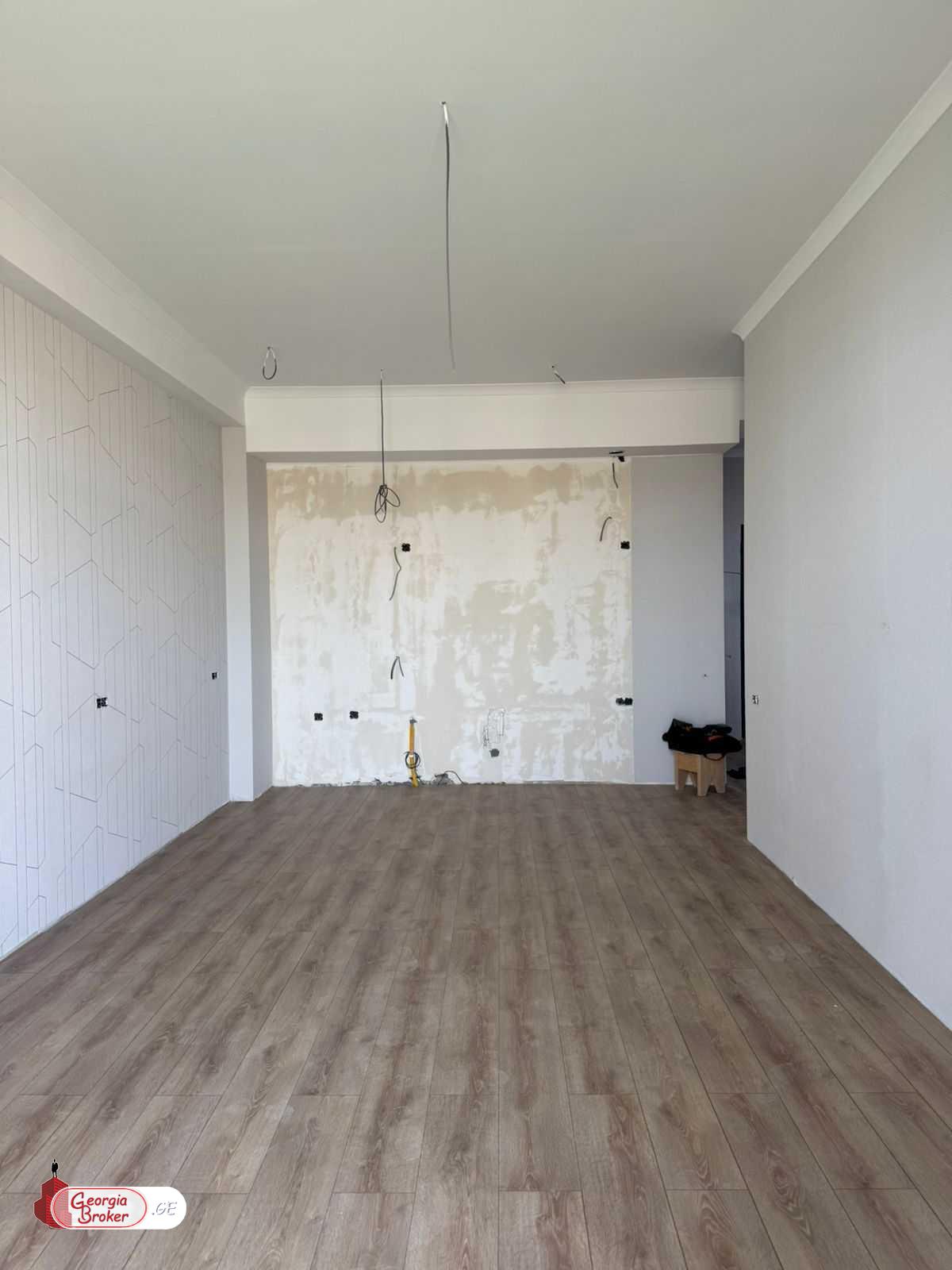 nearly repaired 3-room apartment for sale