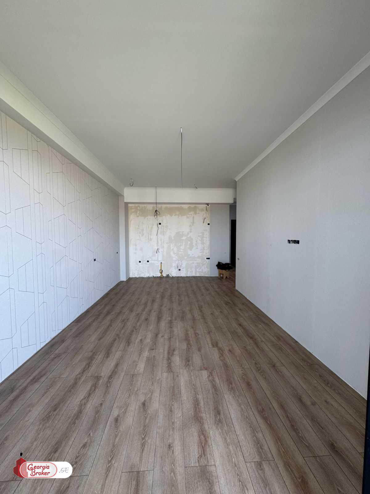 nearly repaired 3-room apartment for sale