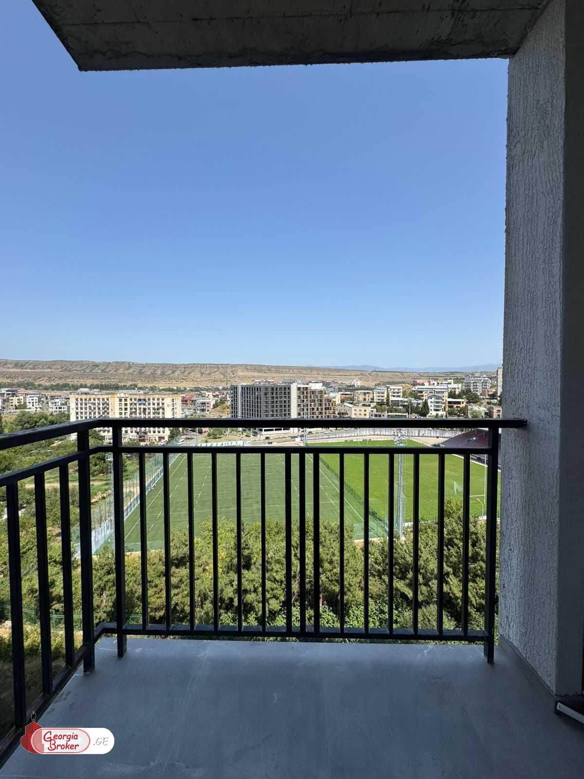 nearly repaired 3-room apartment for sale