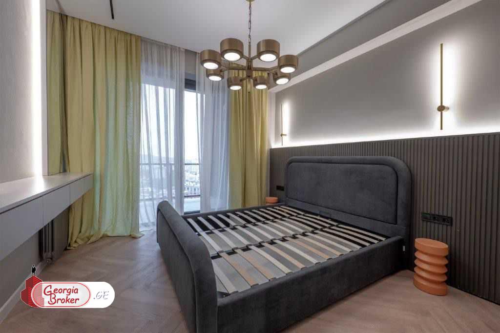 nearly repaired 4-room apartment for sale