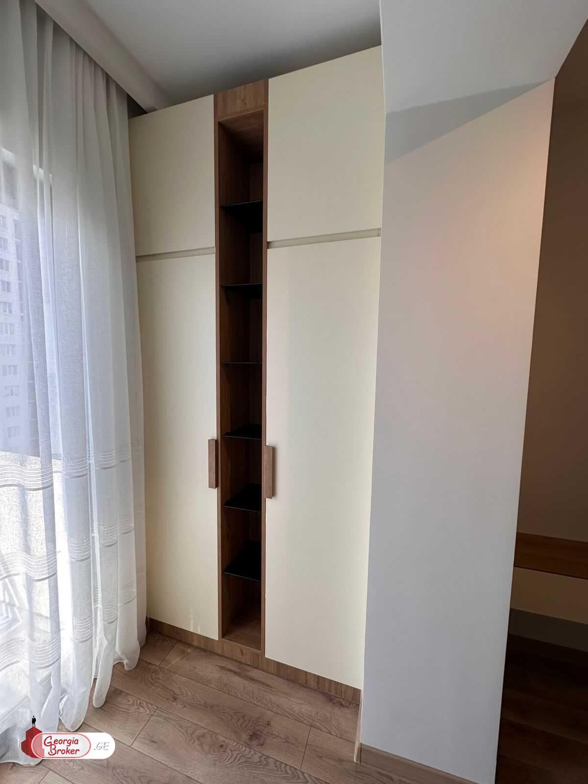 в аренду квартира с новым ремонтом 2-комнаты