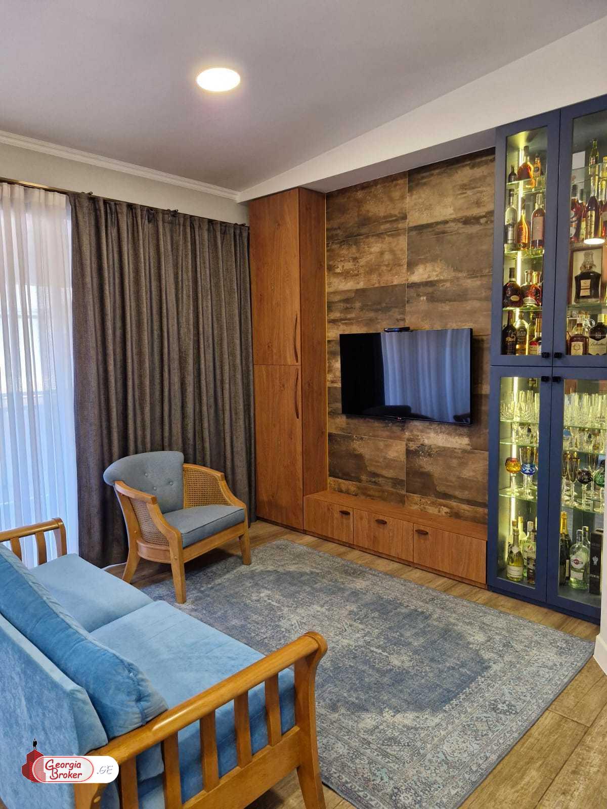 იყიდება ახალი გარემონტებული 3 ოთახიანი ბინა